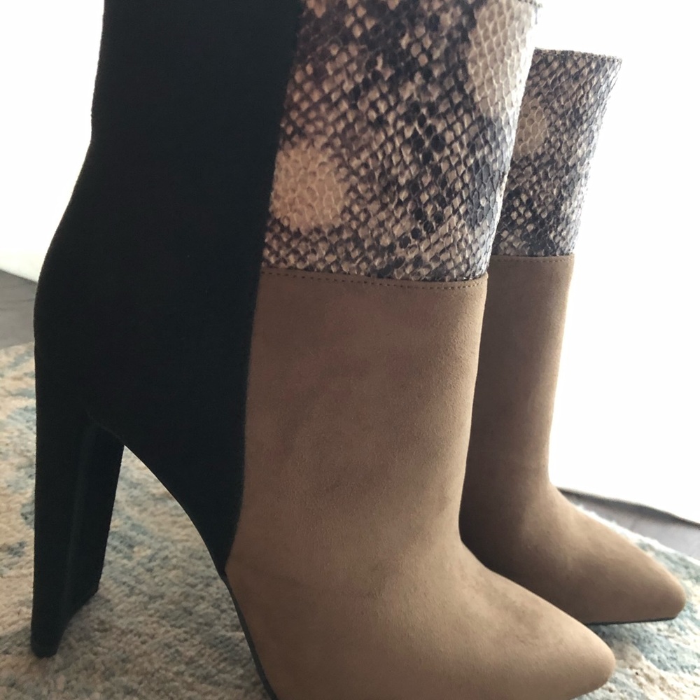 Just fab women’s boots brand new